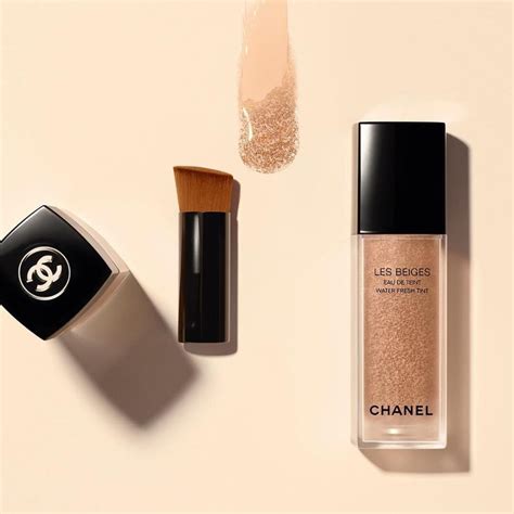 chanel les beiges water-fresh tint sample|Chanel Les Beiges winter primer.